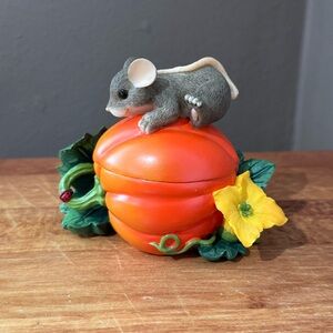 Fitz and Floyd, Charming Tails “Pumpkin Harvest” 93/110